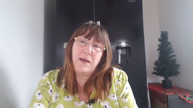 Vlogmas 2022. Day 6. Christmas worksheets & read aloud. смотреть онлайн