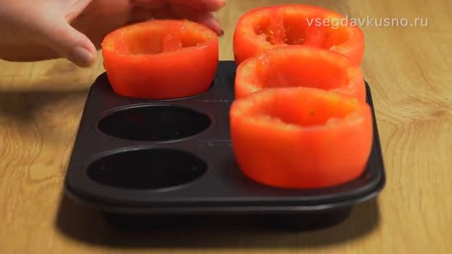 Восхитительные ПОМИДОРЫ С ТВОРОГОМ И ЯЙЦОМ запеченные в духовке. смотреть онлайн