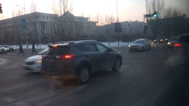 Астана. Iveco Urbanway 12 M A422 983 BL 01 маршрут 30 смотреть онлайн