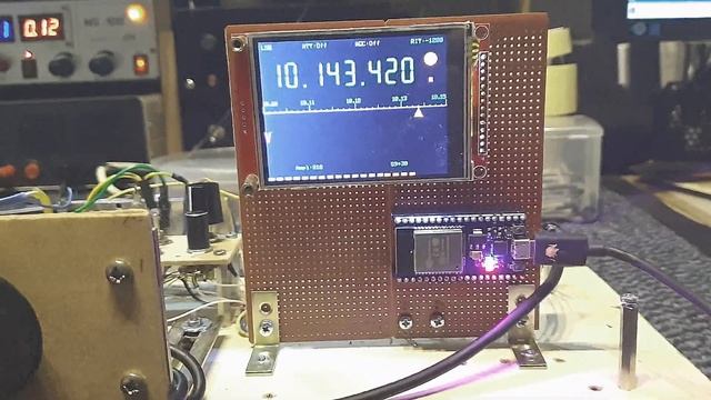 Синтезатор ESP32 + ILI9341 + Si5351 + PCF8574 смотреть онлайн