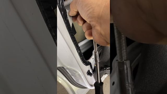 Ford Mondeo Door Lock Replacement смотреть онлайн