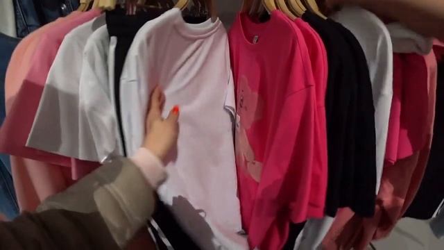 Хуньчунь / Обзор спортивной одежды и цены / Зачётная китайская песня / февраль 2023 / 8 серия смотреть онлайн