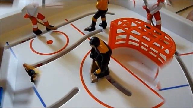 Настольный хоккей. Краткий обзор игрового поля. смотреть онлайн