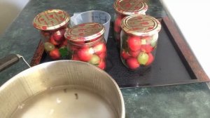 Райские яблочки , маринованные  на зиму , к праздничному столу !