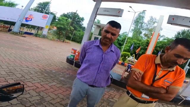 Cute Girls Reaction ?|Kawasaki Zx-10r|Bunny Helment cover ?Petrol Pumb Walo k Reaction ? смотреть онлайн