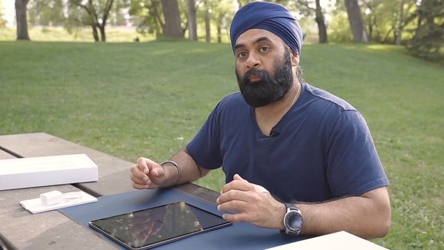 Unbox with Singhs: Apple iPad Pro 12.9" M1 Unboxing смотреть онлайн