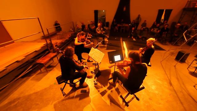 ISQ performs Up-Tight II by Ulrich Krieger (excerpt) смотреть онлайн