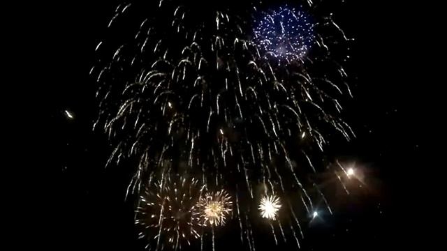 Фейерверк г.Красноярск 12.06.2015г смотреть онлайн