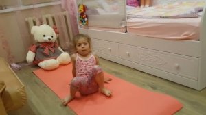Урок второй, зарядка для детей 3-4 лет, от Лизы Ивановой!