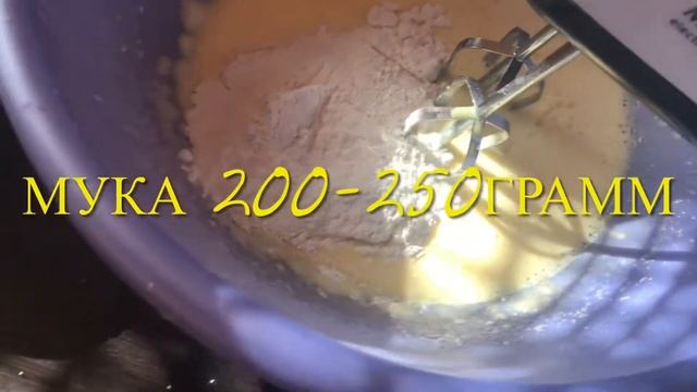 Шарлотка на сметане.Пирог из яблок . Что приготовить из яблок . Самая вкусная простая шарлотка. смотреть онлайн