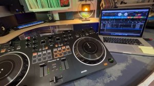 Pioneer DDJ-FLX4 vs. DDJ-REV1: Which DJ Controller Makes More Sense?