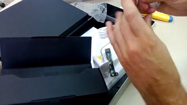 Unboxing y review Acer Iconia W5 смотреть онлайн