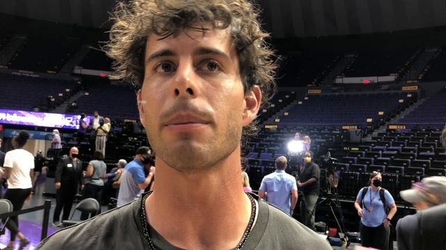 Former LSU baseball star Kramer Robertson weighs in on mom Kim Mulkey's move to coach Lady Tigers смотреть онлайн