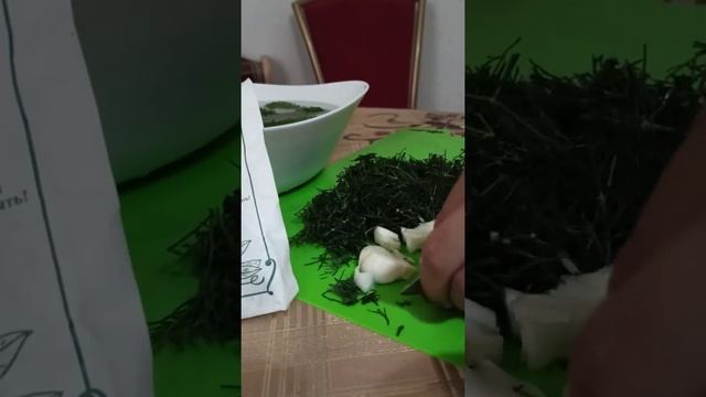 МАЛОСОЛЬНЫЕ ОГУРЦЫ В ПАКЕТЕ.Вкусный рецепт малосольных огурцов. МАЛОСОЛЬНЫЕ ОГУРЦЫ рецепт. смотреть онлайн