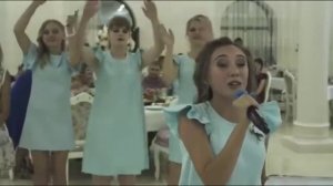 Оригинальное поздравление на свадьбу подруги