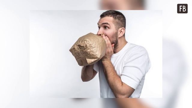 Необычный способ заснуть и спать всю ночь, не просыпаясь. Советует доктор Неумывакин смотреть онлайн