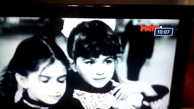 Первый раз смотрим телевизор смотреть онлайн