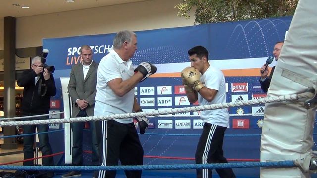 Jack Culcay mit Fritz Sdunek in Oldenburg смотреть онлайн