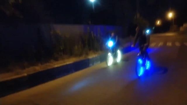 Подсветка колес велосипеда на практике смотреть онлайн