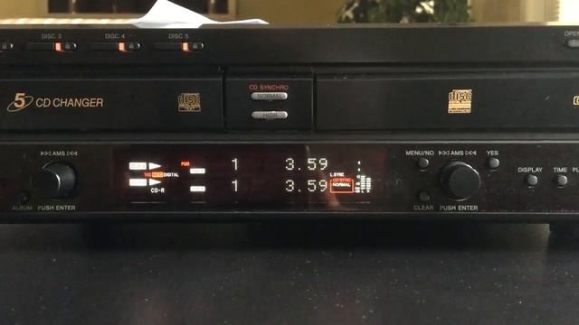 Sony RCD-W500C 5-Disc CD Changer Recorder - IMG 5001 смотреть онлайн