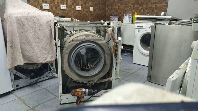 Разборка стиральной машины Bosch/Siemens смотреть онлайн