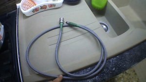 Ремонт гибкого шланга кухонного смесителя