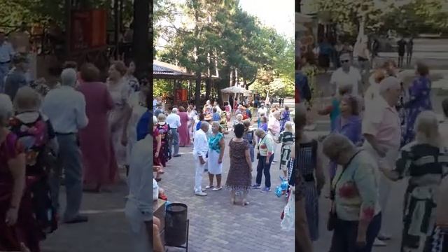 Дискотека в Новороссийске лето 2017. смотреть онлайн