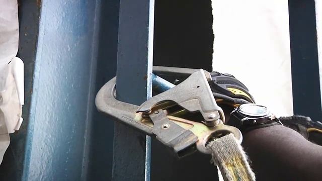 Basic Fall Protection: Fall Protection When Using A Ladder смотреть онлайн