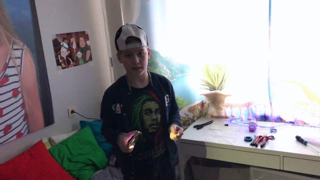 ? ОГРОМНЫЙ ЗЕРКАЛЬНЫЙ ДИСКО ШАР ? VLOG: УКРАШАЕМ КОМНАТУ К НОВОМУ ГОДУ ? смотреть онлайн