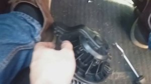 Разборка вентилятора печки Hyundai Elantra MD Avante/Disassembly of the stove fan