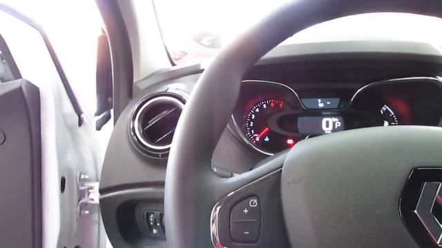Renault Libera mil Unidades do Captur 1.6 CVT Zen Para o publico PCD смотреть онлайн