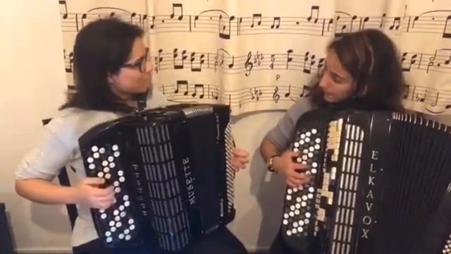 Rita Melo - Música em acordeão tradicional. Participação especial de Marta Carmo (Quarentena) смотреть онлайн