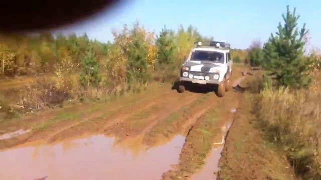 За рулем жена джипера. смотреть онлайн