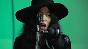 Yoko Ono screaming in The Beatles: Get Back