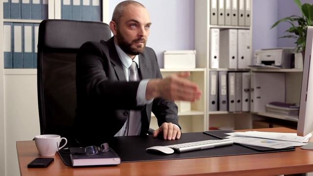 С чего начать Бизнес Грузоперевозки ? Самая перспективная ниша! Пошаговые ответы от @user-wy6ig1cf смотреть онлайн