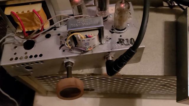 The Broom Duster - small tube amp build demo with lap steel/reverb/tube screamer clean boost смотреть онлайн
