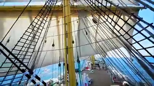 Либерта...-моя любимая песня,это наши незабываемые 80-е годы,самые лучшие!!! смотреть онлайн