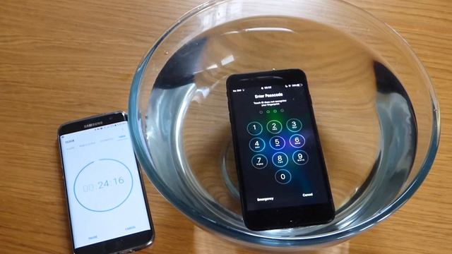 Iphone 7 plus Water test (30 mins) after 6 months. 4K смотреть онлайн