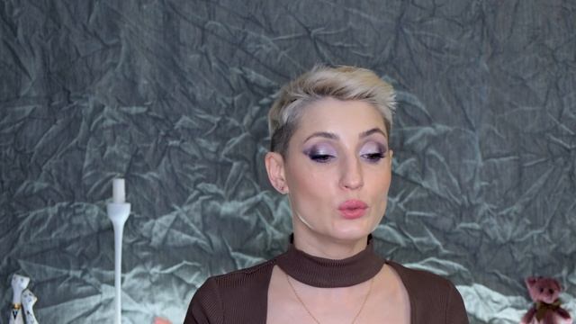 Зимний уход за сухой кожей. Часть 1. Ретинол Кислоты смотреть онлайн