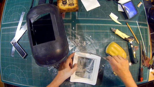 КРУТАЯ СВАРОЧНАЯ МАСКА ХАМЕЛЕОН СВОИМИ РУКАМИ/DIY/COOL WELDING MASK CHAMELEON WITH HIS HANDS