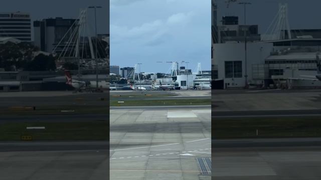 #sydney #australia #airport The Compete Review of Sydney Airport смотреть онлайн