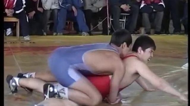 Спорт. Борьба. Эркин уулу-Бориев. Чемпионат Кыргызстана (кадеты) 2003 г. смотреть онлайн