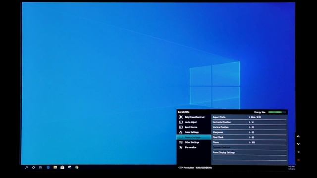How to Adjust Your Display Settings When Connected with a VGA Cable смотреть онлайн