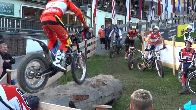 Dougie Lampkin & Adam Raga in Saalbach Hinterglemm смотреть онлайн