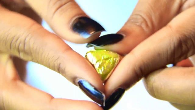 Candy Phone Case - Polymer Clay - How To Make Pixie Sticks, Sour Gummy Worm Deco Pieces смотреть онлайн