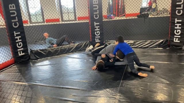 Нурулло Алиев Мунис и Абубакр смотреть онлайн