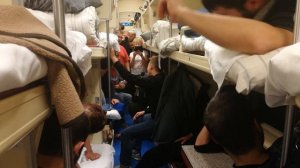 Веселье в плацкарте.