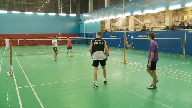 9-й турнир по бадминтону RSL OPEN. MDA. Финал. Баранов / Ицков - Николаенко / Боярский смотреть онлайн