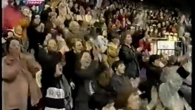 2000 World Championships - Compulsory Dance #1 - Marina Anissina & Gwendal Peizerat FRA & Closing смотреть онлайн