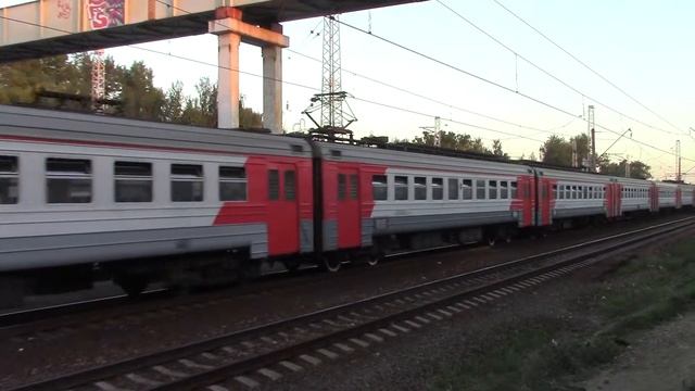 ЭД4М1-0008 прибывает к платформе Бутово смотреть онлайн